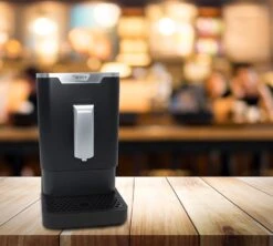 SCOTT Slimissimo Noir -Smeg Soldes Boutique ambiance machine a cafe grain scott slimissimo noire