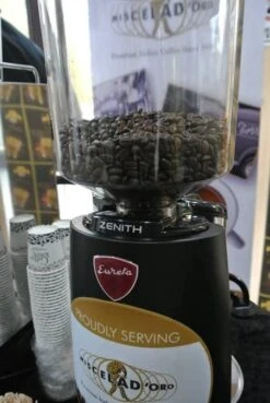 1 Kg Café En Grain Gusto Classico - Miscela D'oro 9 1 Kg Café En Grain Gusto Classico - Miscela D'oro -Smeg Soldes Boutique cafe miscela oro italie 2