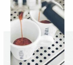 1kg Café En Grain Aromamore Arabica/Robusta - BAZZARA -Smeg Soldes Boutique cafeengrainbazzaraaromamore