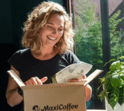 4X250g Café En Grain Coffret Découverte - MAXICOFFEE -Smeg Soldes Boutique cafeengrainmaxicoffeequelcafeengrainchoisir