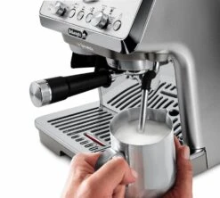 Machine Expresso DELONGHI La Specialista Arte EVO EC9255.M Full Metal + Kit Barista -Smeg Soldes Boutique delonghi specialista arte evo m 3