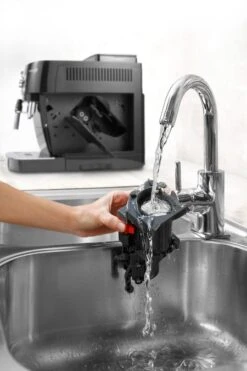 DELONGHI Magnifica 22.127.B Garantie 3 Ans -Smeg Soldes Boutique ecam22.127.b francia lavaggio