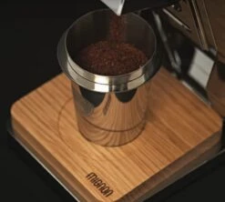 Moulin à Café EUREKA ORO Mignon Single Dose Blanc Et Bois De Chêne Avec Blow Up 7 Moulin à Café EUREKA ORO Mignon Single Dose Blanc Et Bois De Chêne Avec Blow Up -Smeg Soldes Boutique eureka single dose details3