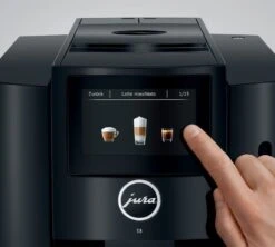 JURA S8 PianoBlack 2020 Smart Connect Inclus Garantie 3 Ans -Smeg Soldes Boutique expresso broyeur s8 pianoblack ecran tactile ambiance