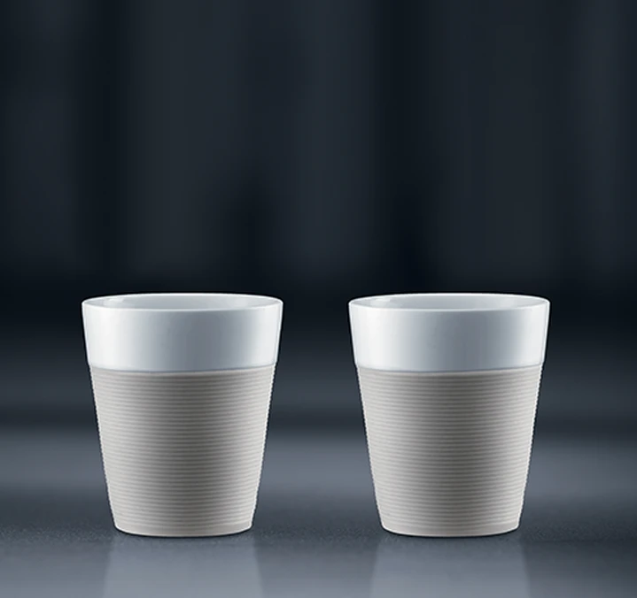 Tasses BODUM - Bistro En Porcelaine Avec Bande Silicone Blanche 2x30cl 5 Tasses BODUM - Bistro En Porcelaine Avec Bande Silicone Blanche 2x30cl – Image 3