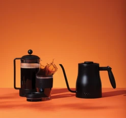 Bouilloire Traditionnelle Gooseneck - Inox Cuivré à Long Bec - 1L - BODUM -Smeg Soldes Boutique image secondaire 89622 1