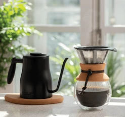 Bouilloire Traditionnelle Gooseneck - Inox Cuivré à Long Bec - 1L - BODUM -Smeg Soldes Boutique image secondaire 89622 3.0 1