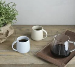 Tasse KINTO Ripple Beige En Procelaine 250 Ml -Smeg Soldes Boutique ripple lifestyle