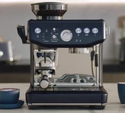 Machine Expresso SAGE Barista Express Impress SES876DBL4EEU1 Bleu Prune 7 Machine Expresso SAGE Barista Express Impress SES876DBL4EEU1 Bleu Prune -Smeg Soldes Boutique sage express impress bleu 2