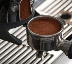 Machine Expresso SAGE Barista Express Impress SES876SST4EEU1 Blanc Sel De Mer -Smeg Soldes Boutique sage express impress mood 3