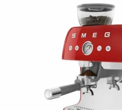 Machine Expresso SMEG EGF03RDEU Rouge Années 50 Avec Moulin Intégré -Smeg Soldes Boutique smeg egf03 rouge 4