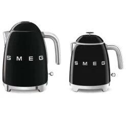Mini Bouilloire KLF05BLEU 0,8 L - Noir + Offre Cadeau - SMEG 17 Mini Bouilloire KLF05BLEU 0,8 L - Noir + Offre Cadeau - SMEG -Smeg Soldes Boutique smeg mini b noir2
