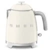 Mini Bouilloire SMEG - Crème - KLF05CREU 0,8 L + Offre Cadeau -Smeg Soldes Boutique smeg minib creme1