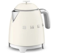 Mini Bouilloire SMEG - Crème - KLF05CREU 0,8 L + Offre Cadeau 13 Mini Bouilloire SMEG - Crème - KLF05CREU 0,8 L + Offre Cadeau -Smeg Soldes Boutique smeg minib creme10