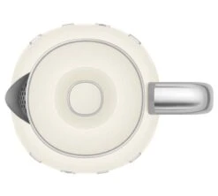 Mini Bouilloire SMEG - Crème - KLF05CREU 0,8 L + Offre Cadeau 21 Mini Bouilloire SMEG - Crème - KLF05CREU 0,8 L + Offre Cadeau -Smeg Soldes Boutique smeg minib creme2