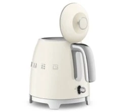 Mini Bouilloire SMEG - Crème - KLF05CREU 0,8 L + Offre Cadeau 19 Mini Bouilloire SMEG - Crème - KLF05CREU 0,8 L + Offre Cadeau -Smeg Soldes Boutique smeg minib creme 6